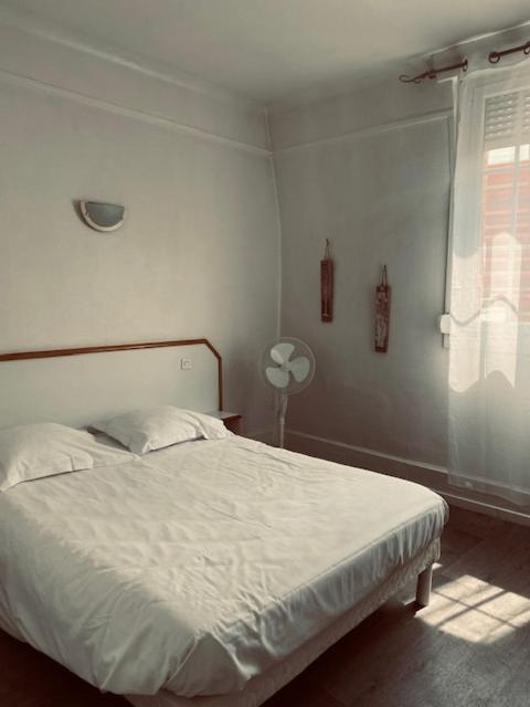 Hotel De Normandie Amiens Eksteriør bilde